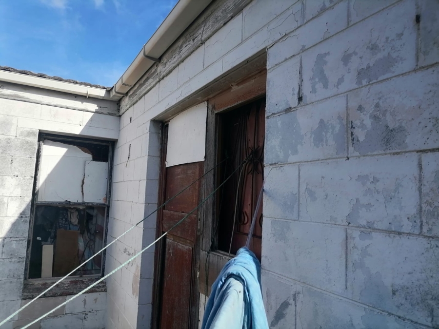  Bedroom Property for Sale in Rocklands Western Cape